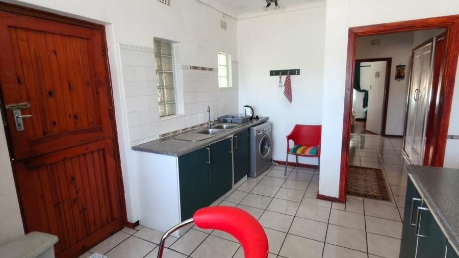 4 Bedroom Property for Sale in Cambridge West Eastern Cape